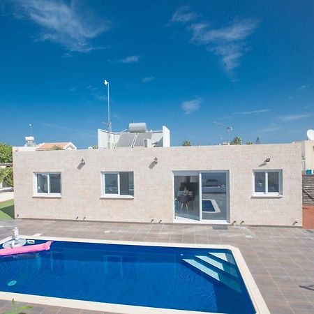 Broadway Villas Protaras Exterior photo