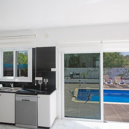Broadway Villas Protaras Exterior photo
