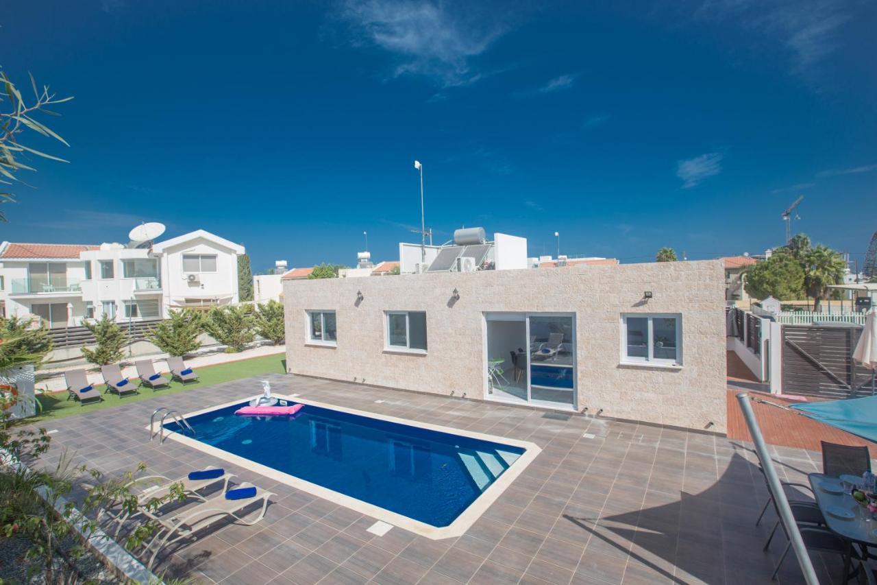 Broadway Villas Protaras Exterior photo