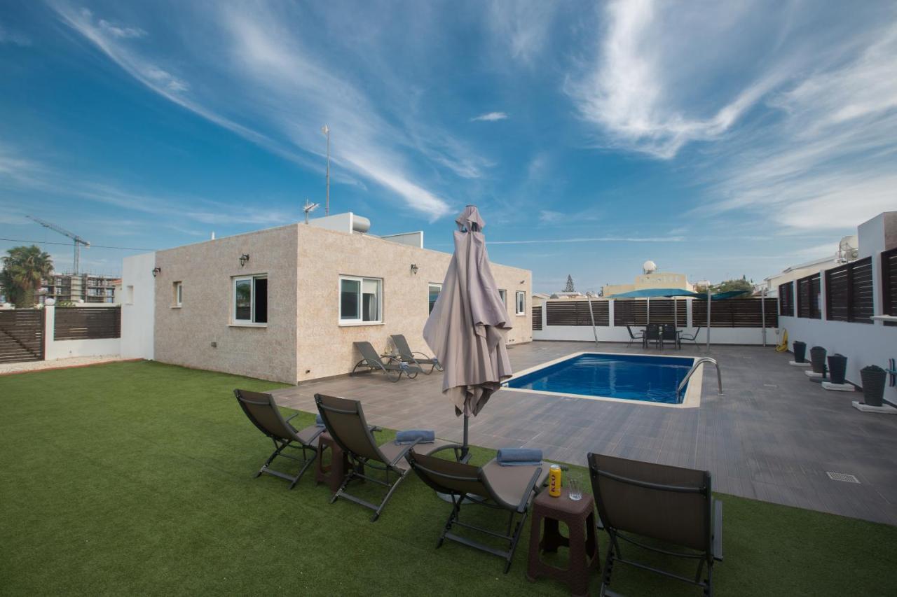 Broadway Villas Protaras Exterior photo