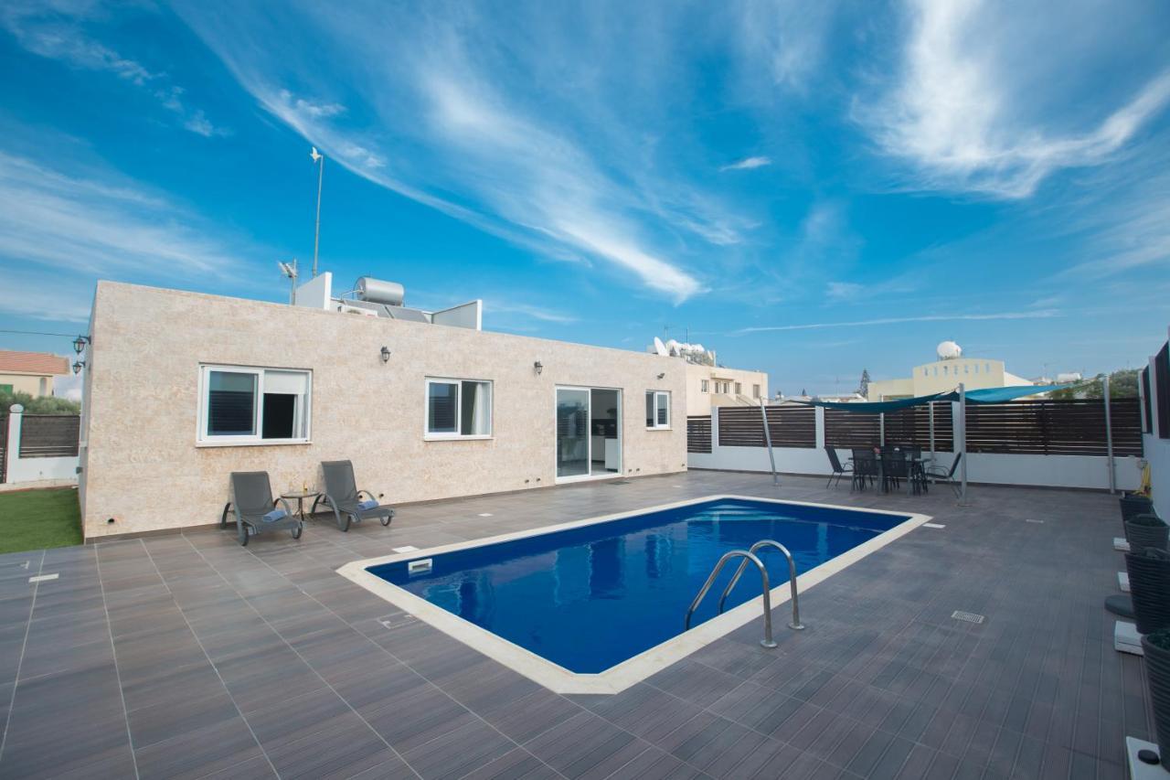 Broadway Villas Protaras Exterior photo