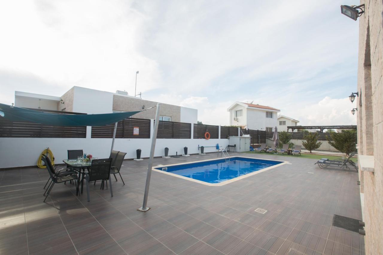 Broadway Villas Protaras Exterior photo