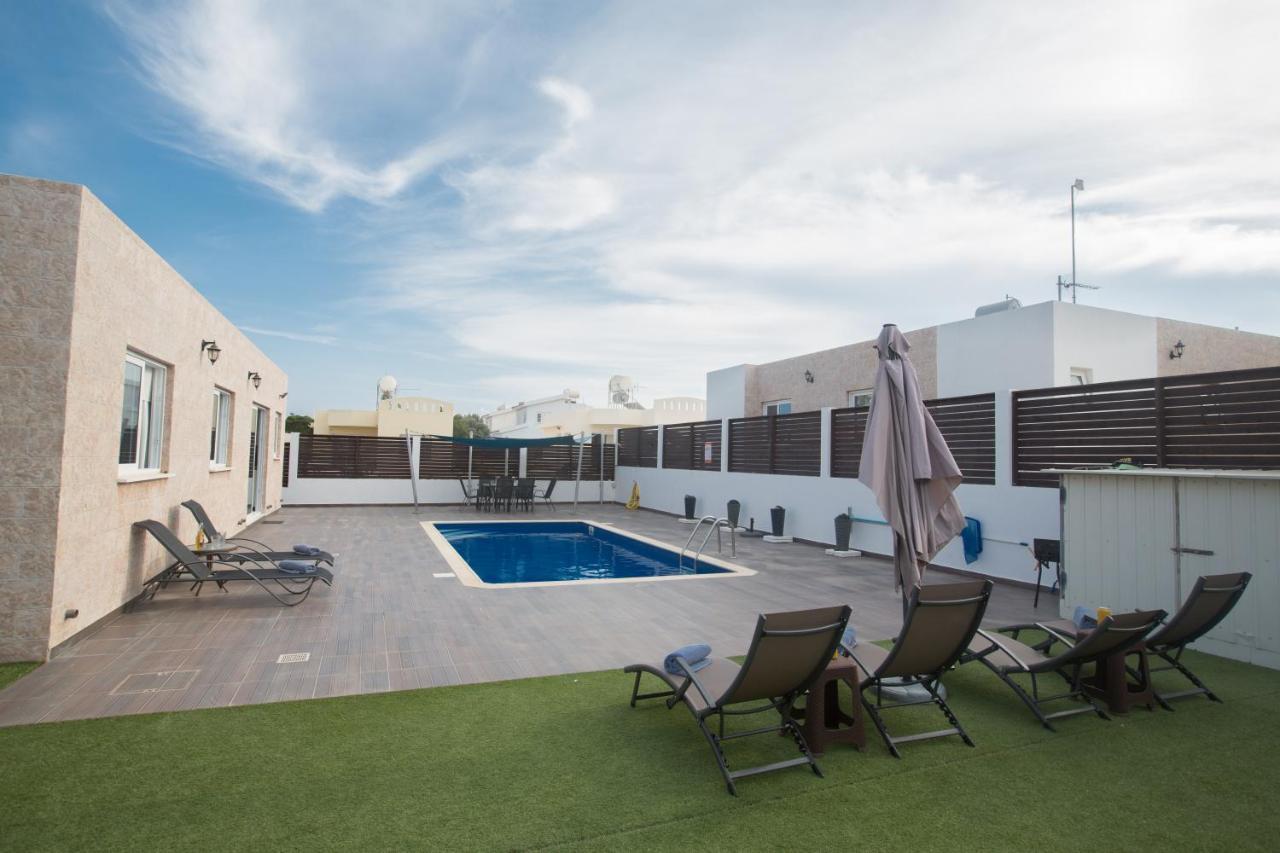 Broadway Villas Protaras Exterior photo