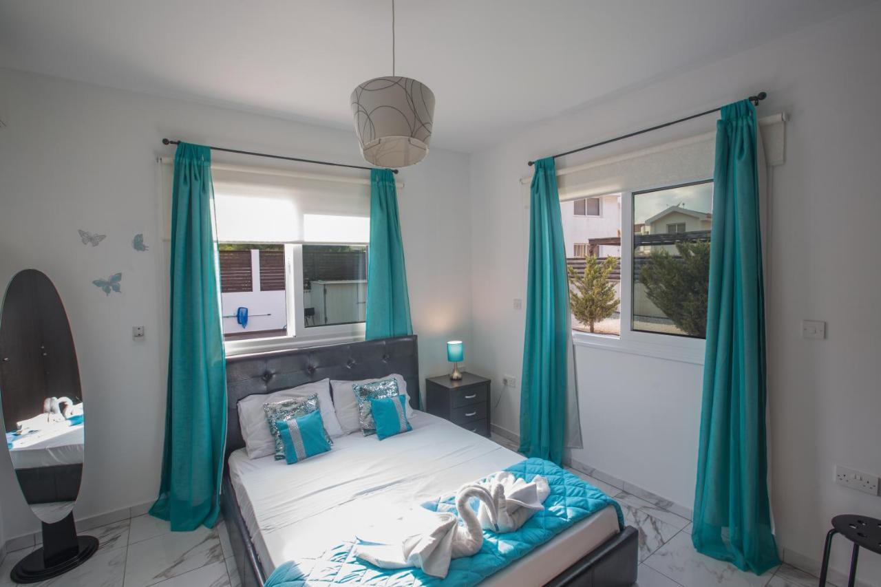 Broadway Villas Protaras Exterior photo