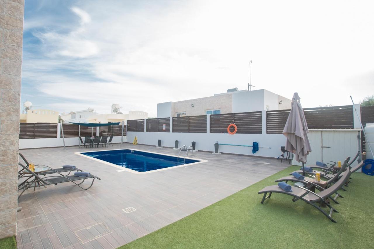 Broadway Villas Protaras Exterior photo